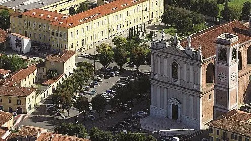 Piazza Cesare Battisti